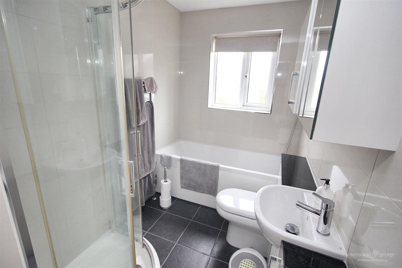 Westwood Glen, Tilehurst, Reading